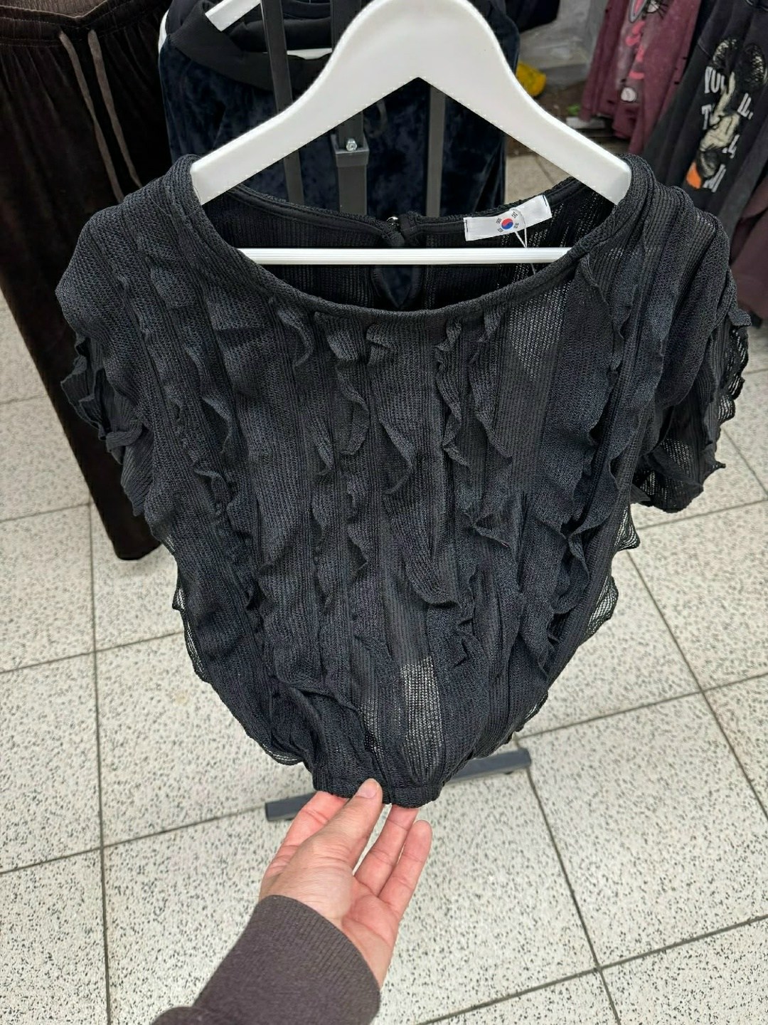 блузка с рюшами,блузка с оборками,женская блузка,бордовая блузка,блузы