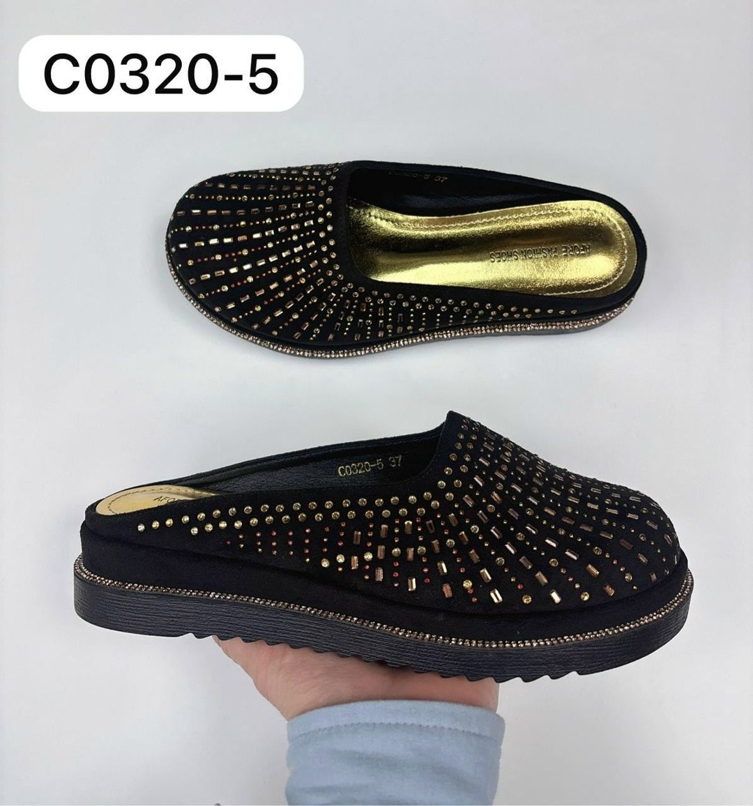 ,женская ,шлепанцы женские,тапочки модные,обуви