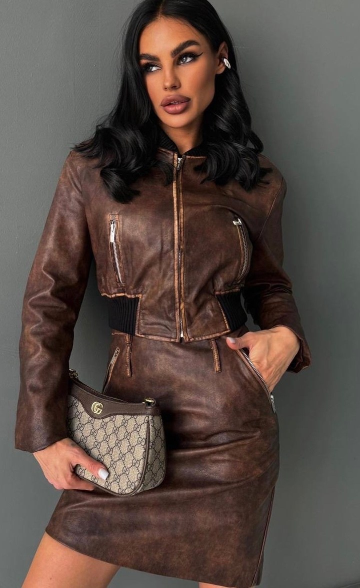 куртка кожаная,стильные куртки,кожаная женская куртка,женский костюм двойка miu miu