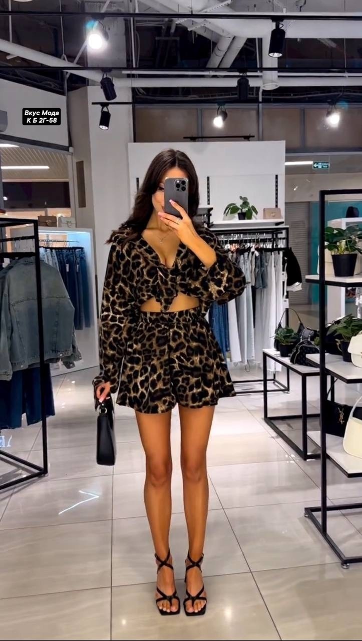 костюм леопардовый,костюм летний леопардовый шорты и рубашка,женский костюм с шортами,леопардовый костюм с шортами