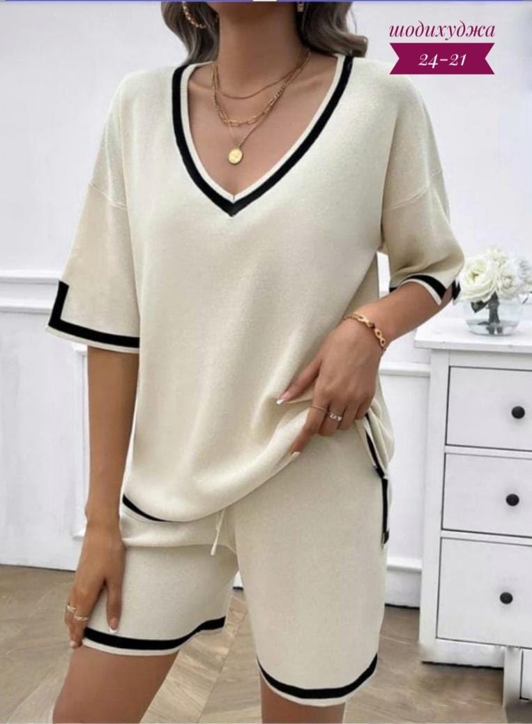 трикотажный костюм с шортами,женский трикотажный костюм из двух предметов,трикотажные костюмы женские,женский костюм,женский трикотажный комплект из 2 предметов