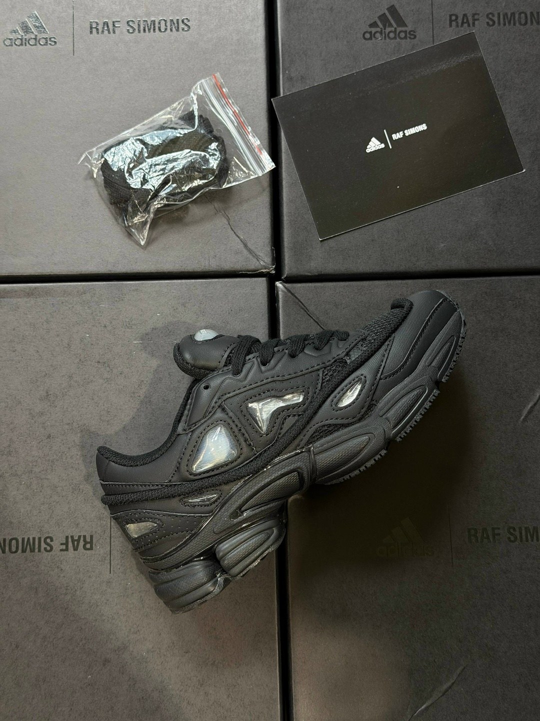 кроссовки adidas raf simons x ozweego 'tactile rose' розовый,adidas raf simons ozweego,adidas raf simons ozweego 3 red pink,adidas raf simons ozweego розовые красные туфли кроссовки,adidas x raf simon