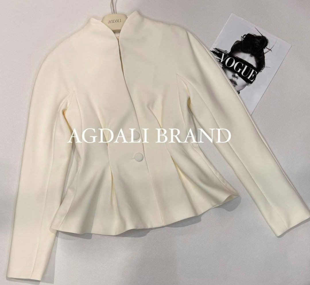 женский пиджак,жакеты,белый жакет с баской,жакет с воротником,пиджак женский с баской