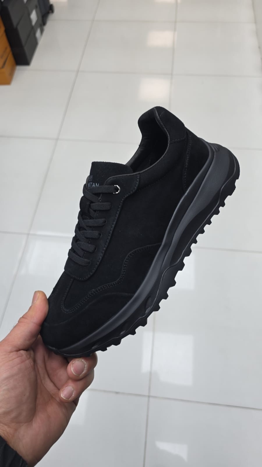 ,кроссовки черные,мужская  кроссовки,кроссовки пьер карден мужские,мужская