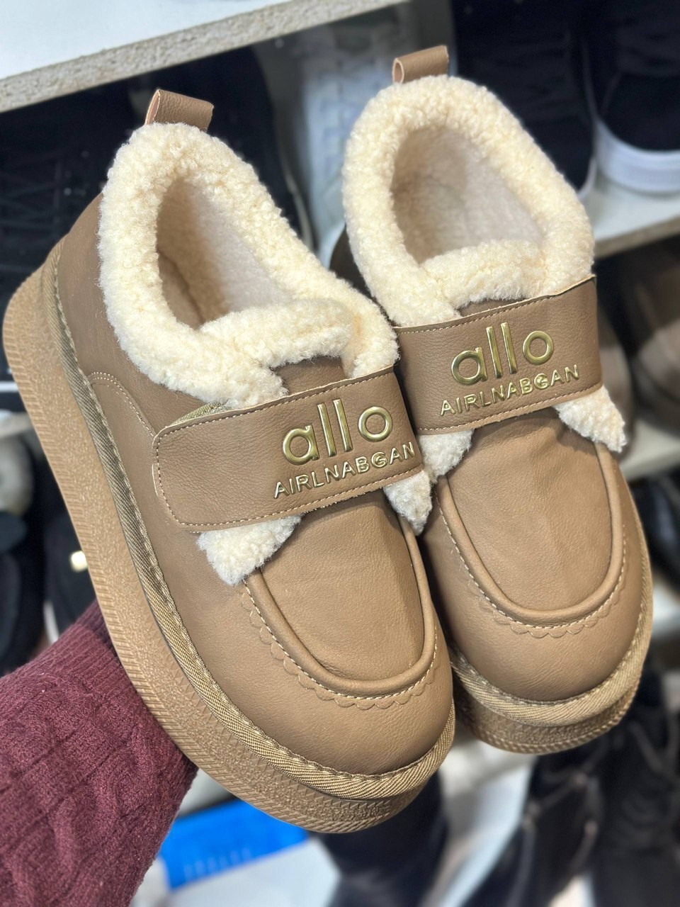 , женская,обуви,ботинки с мехом,модная