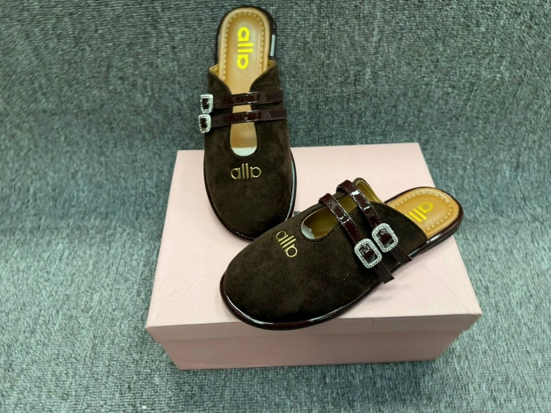 ,женские шлепанцы,модные тапочки,замшевые мюли,тапочки на плоской подошве