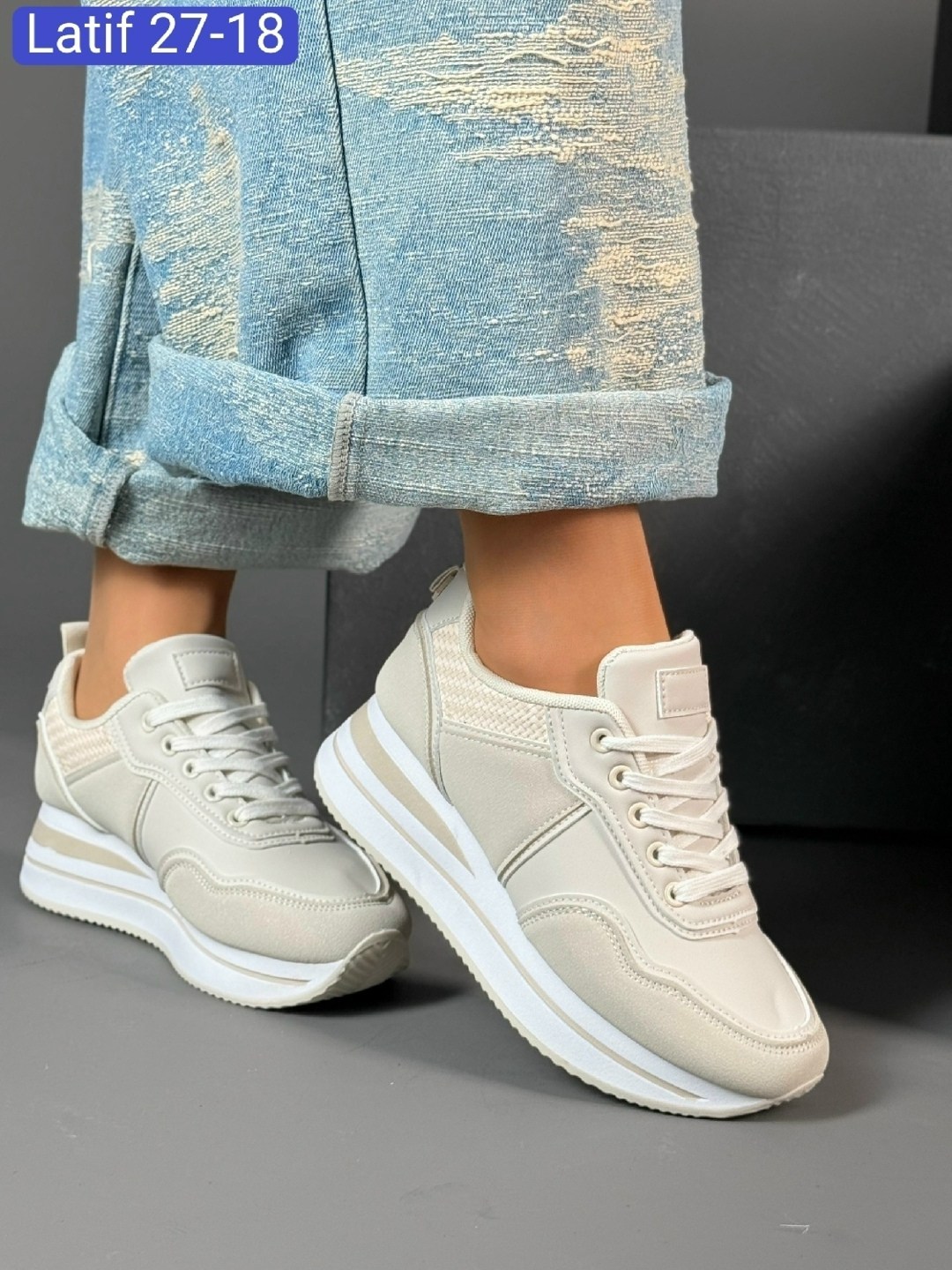 кроссовки женскиe,,кроссовки для женщин,кроссовки модные,повседневные кроссовки