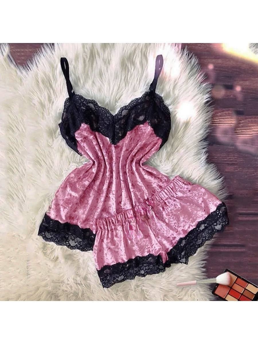 пижама женская велюровая с шортами,пижама женская бархатная,велюровая пижама зеленая,зеленая бархатная пижама,пижама женская