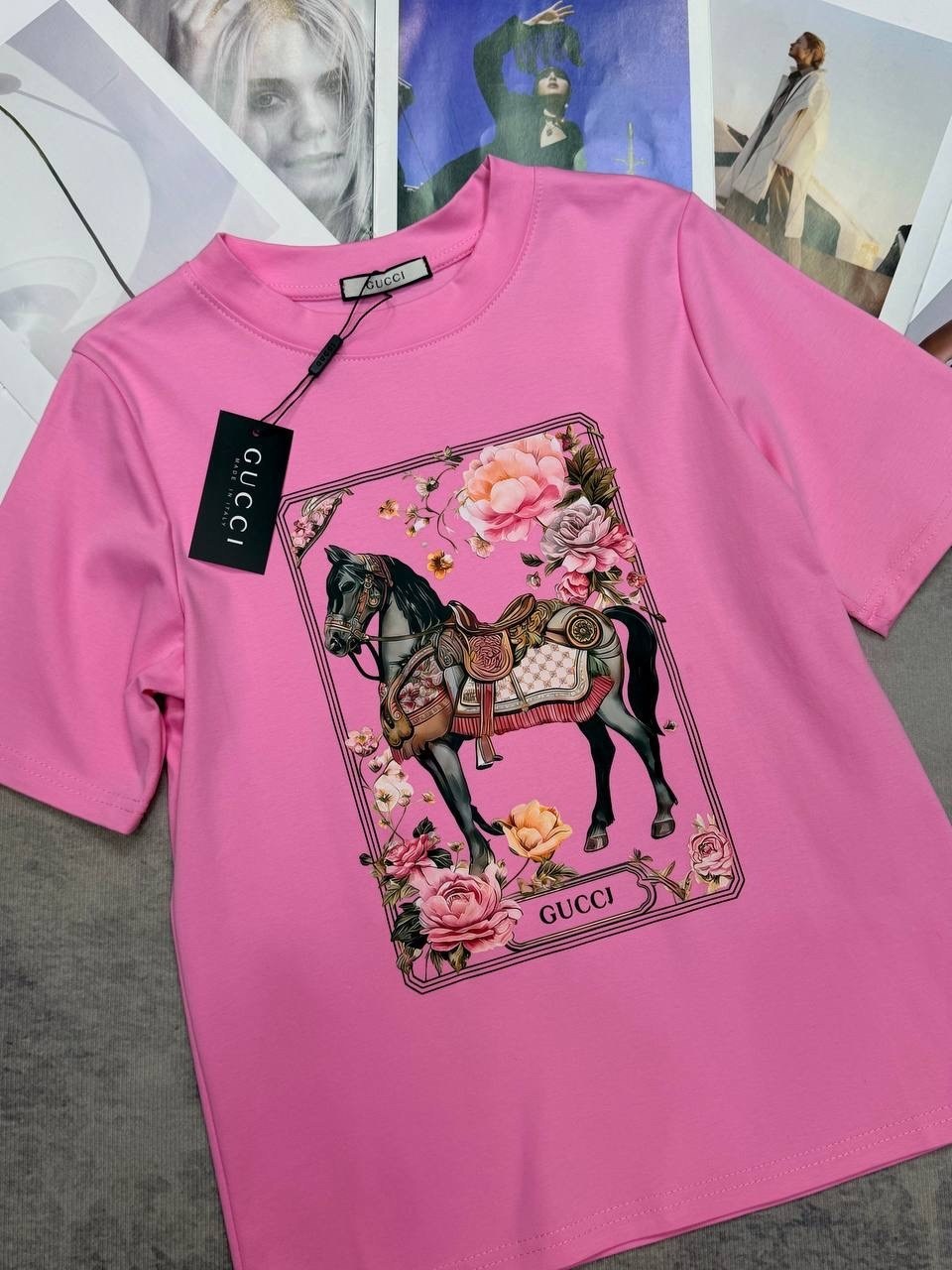 розовые женские футболки с рисунком gucci,женская футболка,розовая футболка,футболки для девочек,футболка гуччи женская розовая