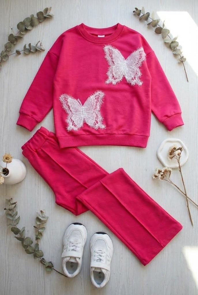 одежда для девочек,костюмчик,костюм на девочку,модные комплекты,спортивные костюм