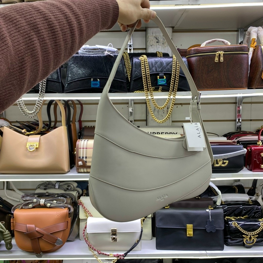 сумка fendi,сумка фенди,сумка фенди бежевая,женская сумка fendi,сумка фенди коричневая