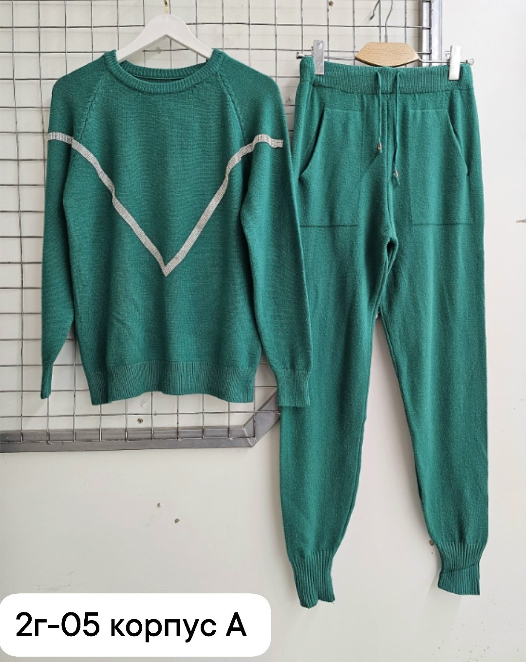 трикотажные костюмы,спортивные женские костюмы,трикотажный костюм тройка,костюм женский кофта и штаны,женские костюмы