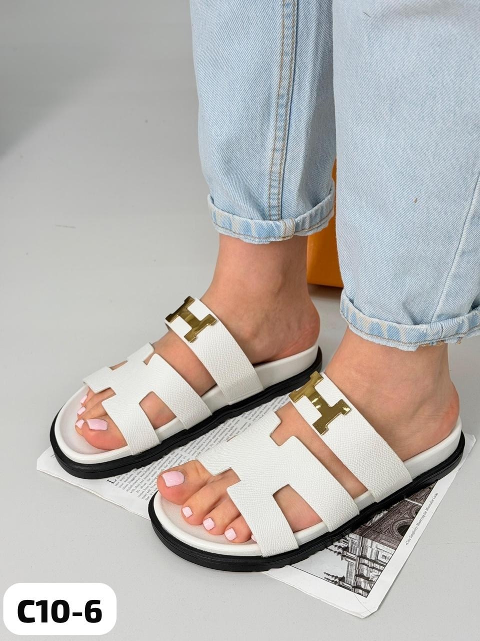 ,шлепанцы женские,шлепки модные,женские шлепки,босоножки сандали