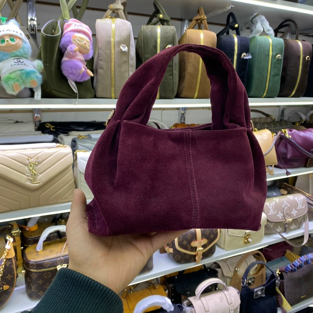 сумка jacquemus,сумка женская jacquemus,jacquemus сумка на плечо,сумка jacquemus le grand bambino,модная сумочка