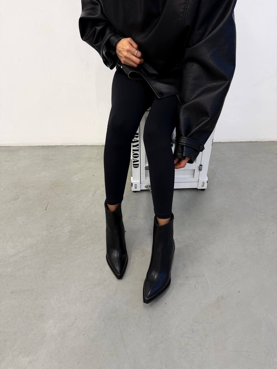 ,ботинки-казаки со скошенным каблуком befree, женская,женские ботильоны,ботильоны казаки