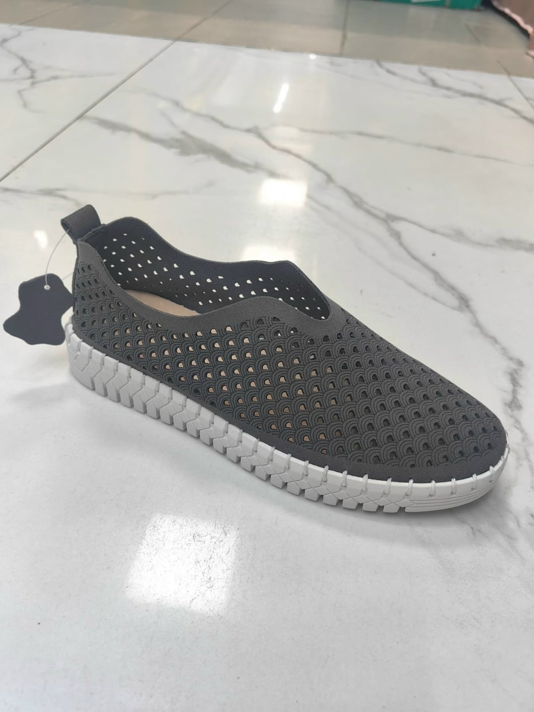 ,слипоны женские инстрит, женская,женские слипоны,женские кроссовки