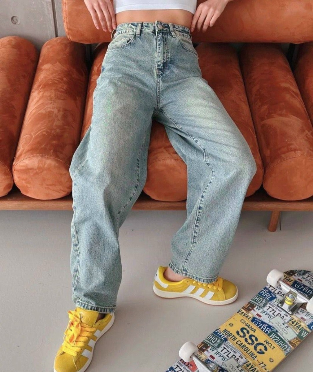 джинсы широкие,женские широкие джинсы,женские джинсы,модные джинсы,джинсы свободного кроя