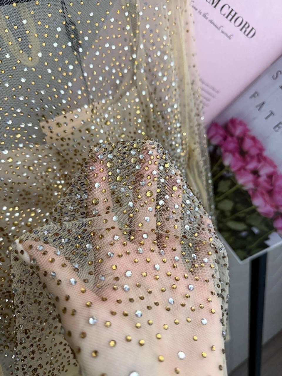 женская сексуальная сетчатая прозрачная футболка с блестящими стразами в сеточку,женская сексуальная сетчатая прозрачная футболка с блестящими стразами в сетку,модные наряды,кофта сетка блестящая,топ