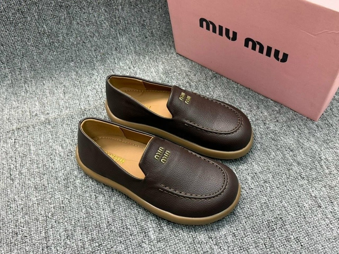 ,лоферы miu miu,модные лоферы,туфли женские miu miu,женские лоферы