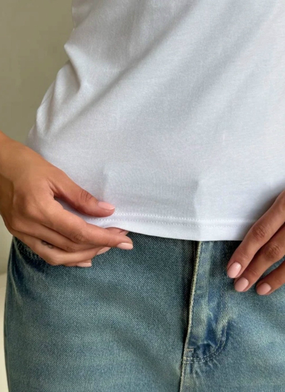 белая женская футболка,женская футболка,белая футболка,женская майка,футболка