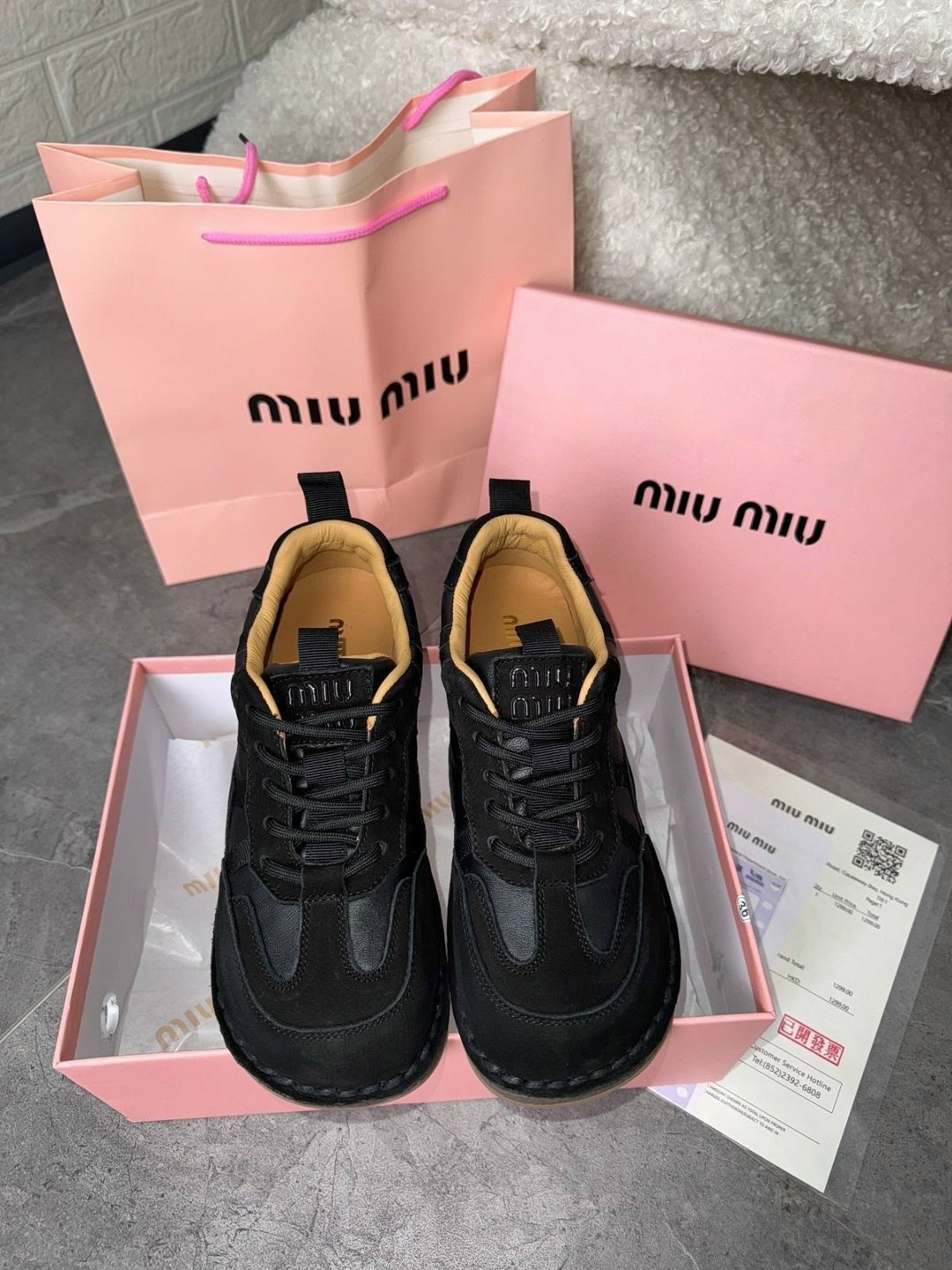 ,кроссовки женскиe,черные кроссовки,женская ,кроссовки стильные