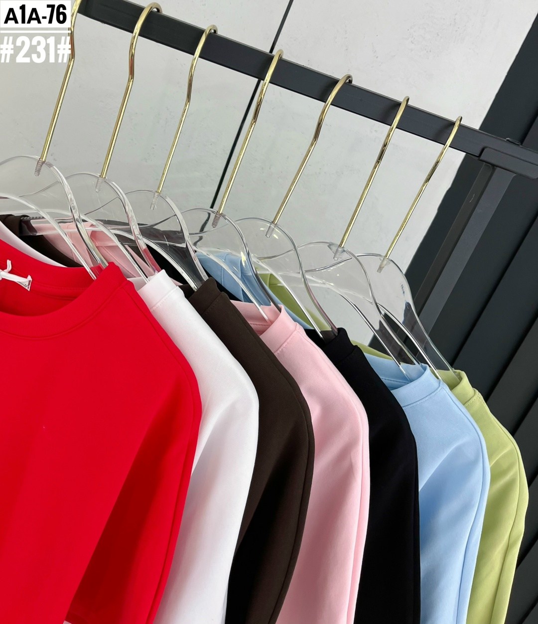 футболки женская,,кофта женская,белая женская футболка