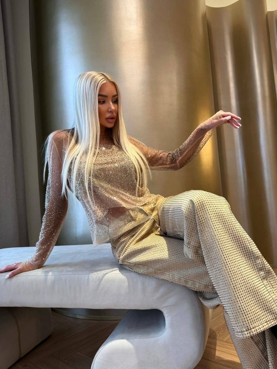 женская сексуальная сетчатая прозрачная футболка с блестящими стразами в сеточку,женская сексуальная сетчатая прозрачная футболка с блестящими стразами в сетку,модные наряды,кофта сетка блестящая,топ