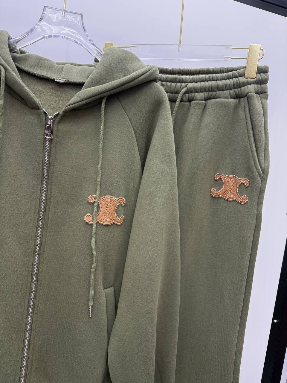 спортивные костюмы женские,костюм цвета хаки,cпортивный костюм теплый женский,костюм с начесом,костюмы женские