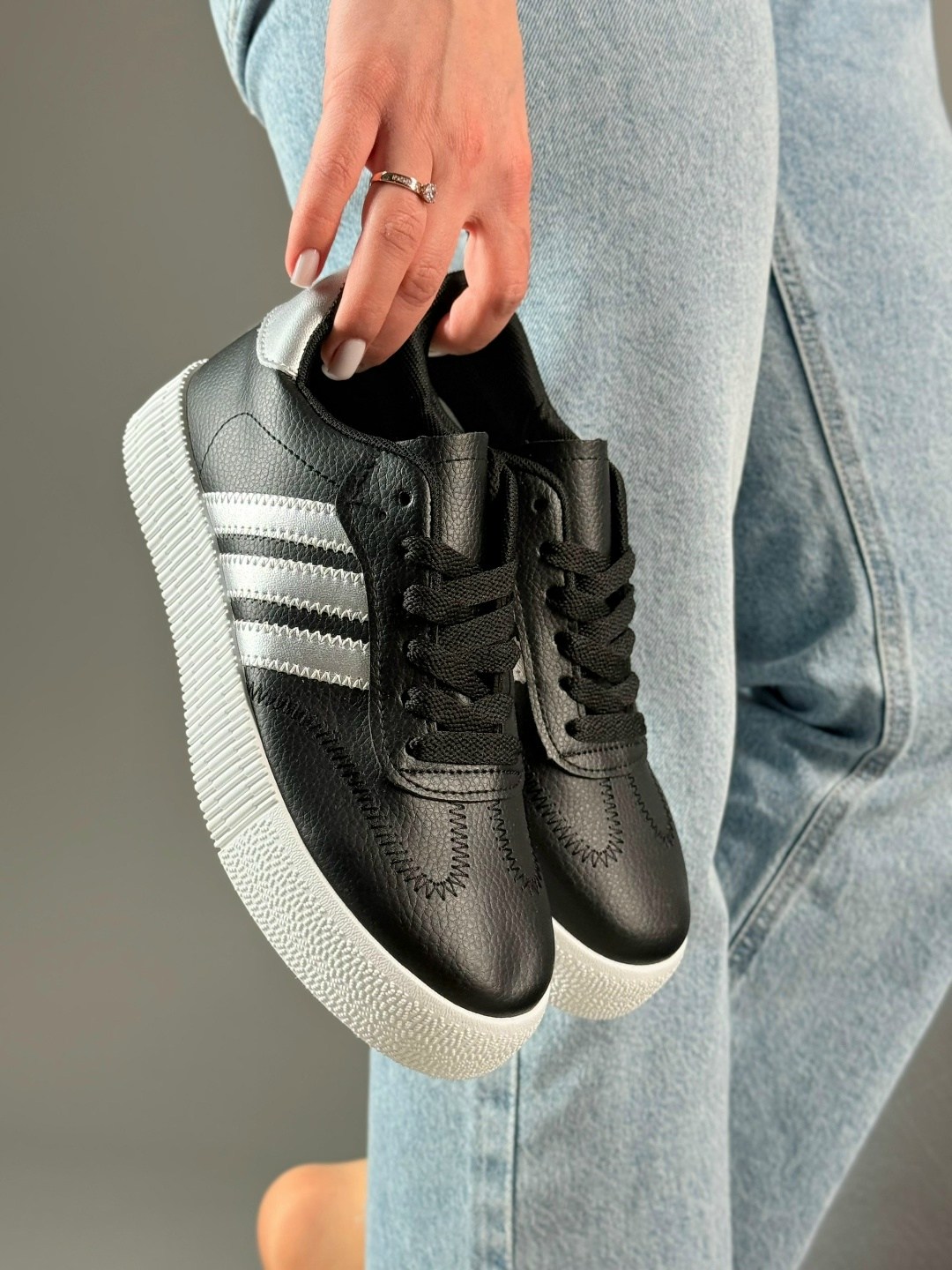 ,женские кроссовки adidas,кроссовки женские,белые кроссовки,кроссовки адидас женские