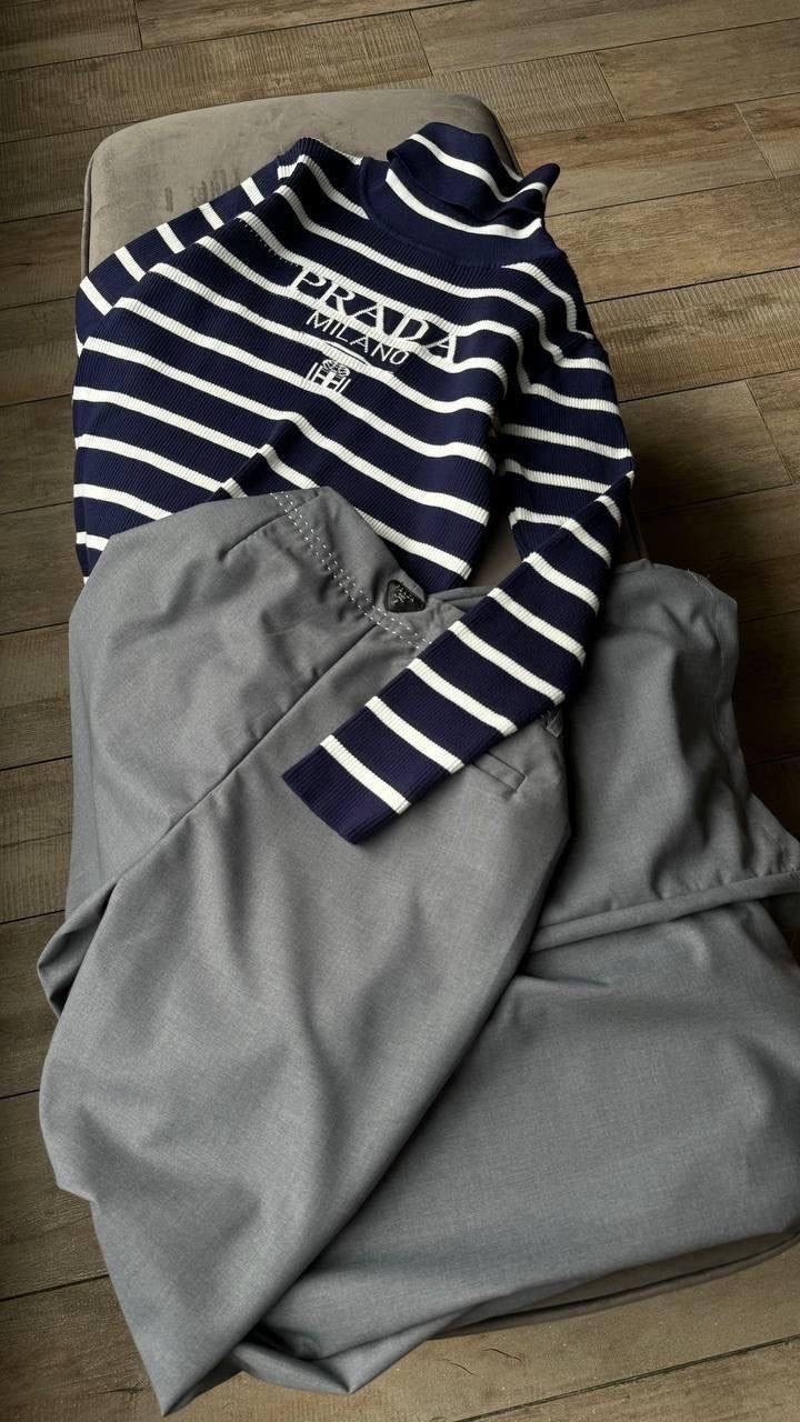 стильная кофта,свитер в полоску,джемпер в полоску,свитер,прада кофта