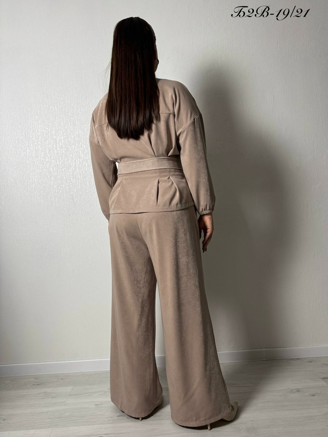 брючный костюм,костюм женский,брючный костюм женский,костюм бежевый,костюм трикотажный