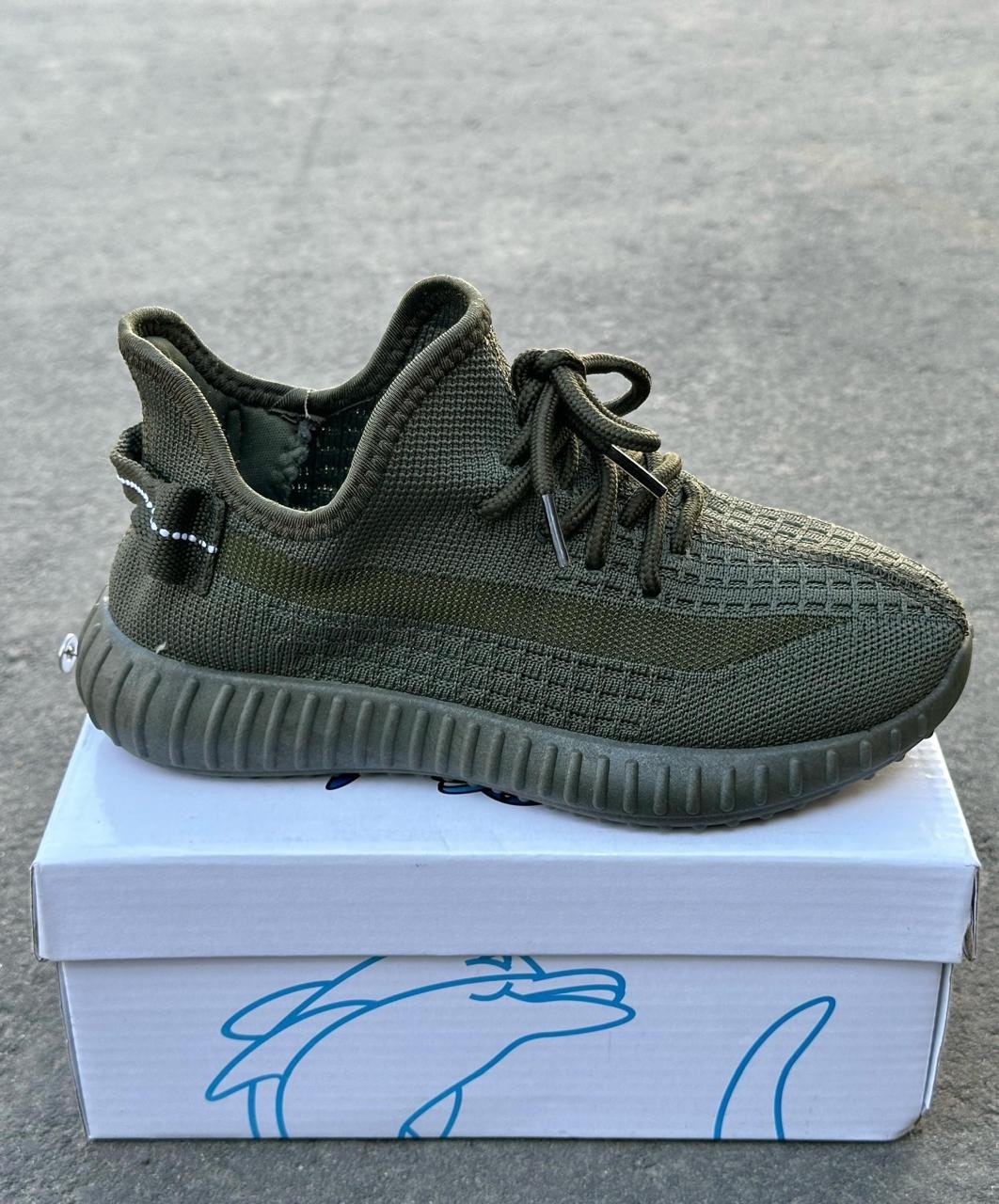 кроссовки изики женские настоящие,кроссовки,женские кроссовки,кроссовки изики,кроссовки изи