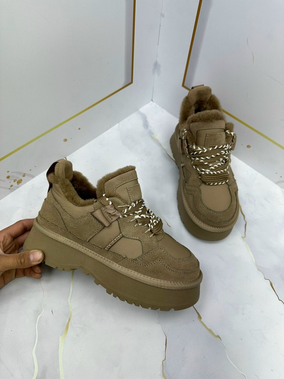 ,ugg кроссовки зимние,кроссовки зимние женские,угги кроссовки женские зимние,женские угги