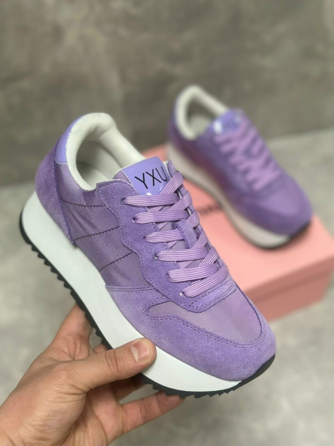 ,женские кроссовки,кроссовки кроссовки женские,кроссовки модные,белые кроссовки