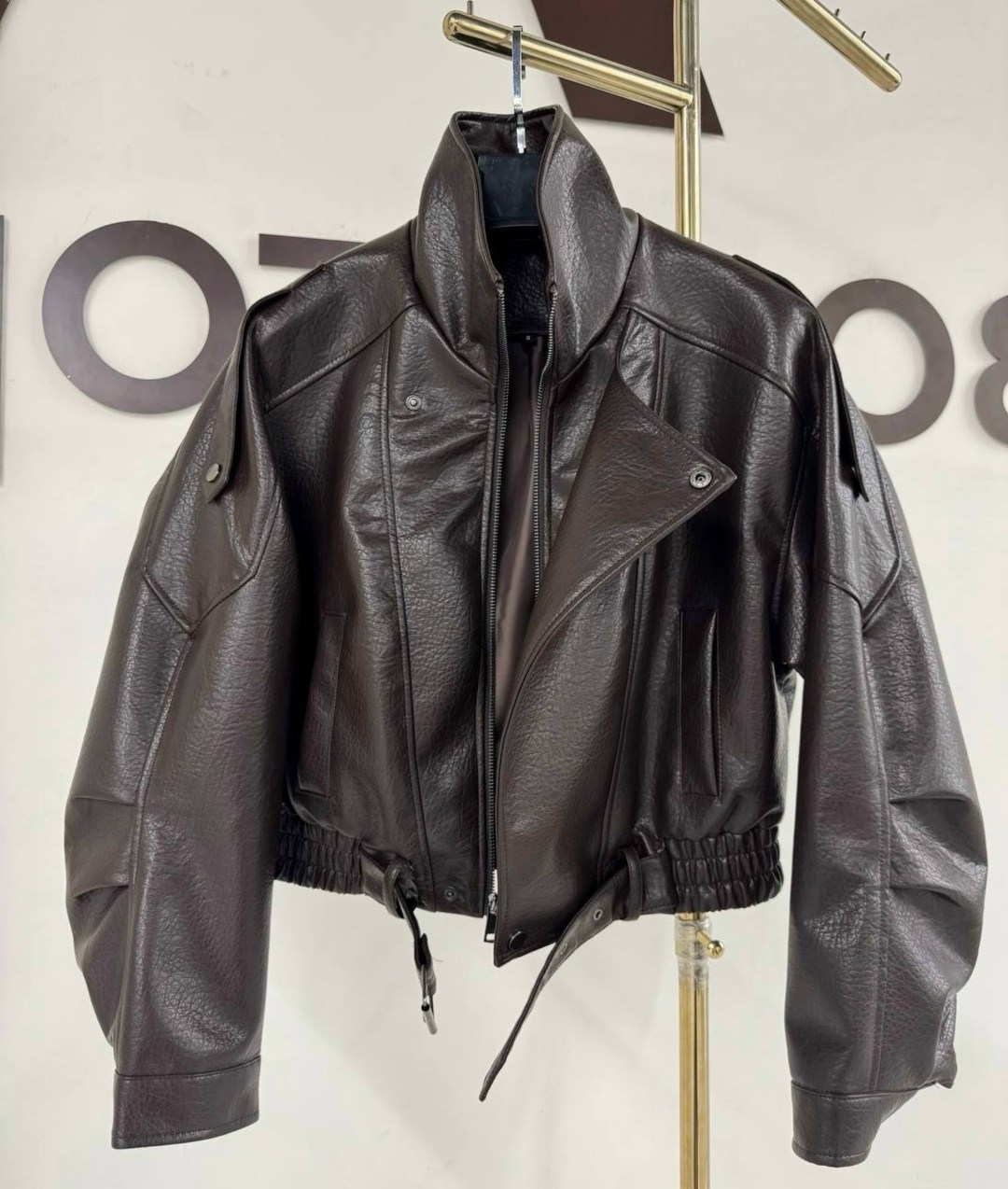 кожаная куртка,женская кожаная куртка,кожаная куртка женская nobrand ad166 черная 46-48 ru,женская куртка из искусственной кожи,кожаная куртка saint laurent