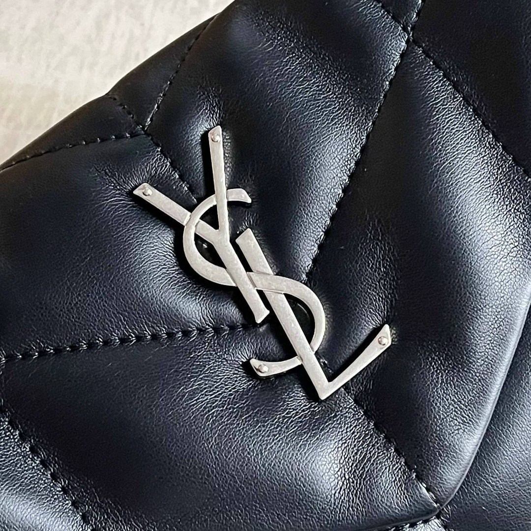 сумка женская yves saint laurent,сумка ив сен лоран puffer loulou,yves saint laurent сумка,yves saint laurent сумка на плечо,женская сумка ysl