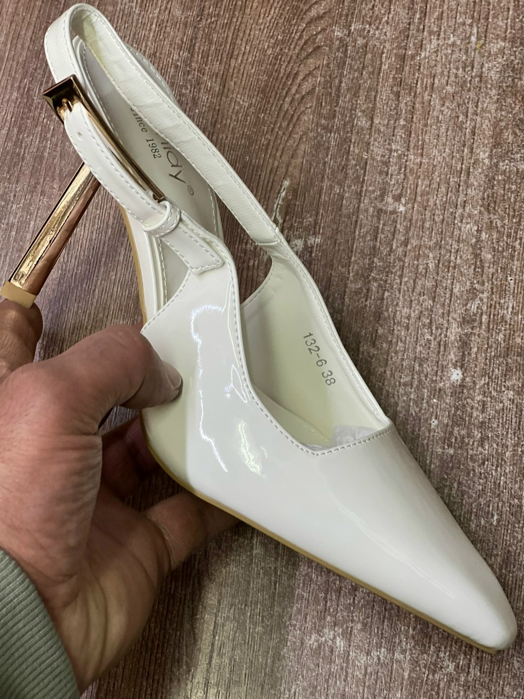 ,туфли с открытой пяткой,туфли эконика коричневые,туфли с открытые,туфли женские