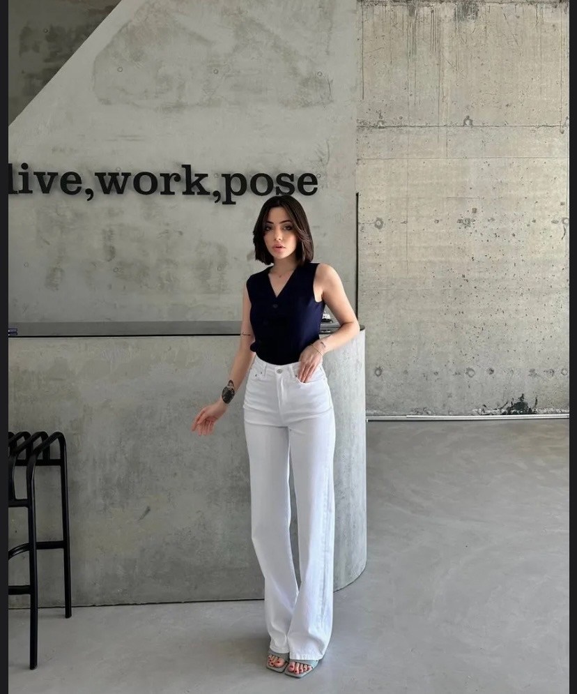 джинсы женские,брюки джинсы,белые джинсы,белые брюки,джинсы клëш