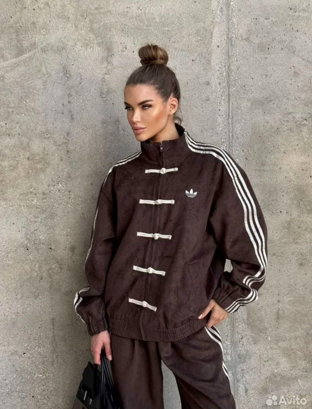 спортивный костюм,спортивный костюм женский,велюровый спортивный костюм,костюм классический,женские костюмы