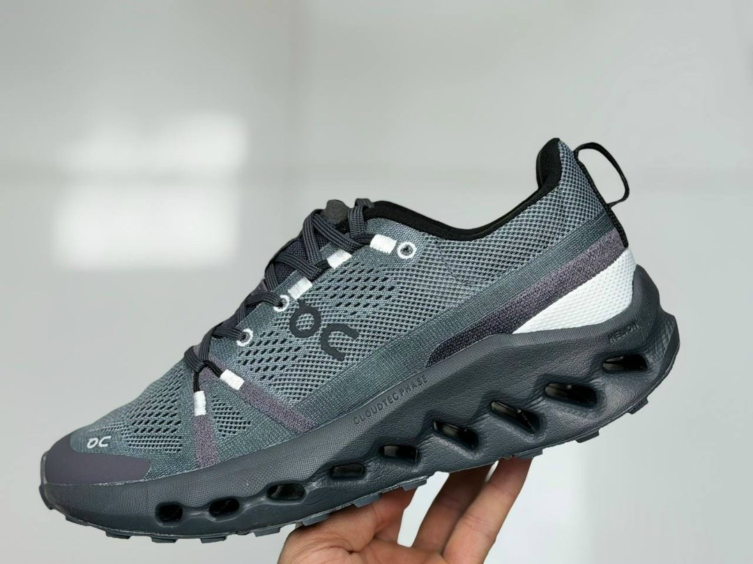 кроссовки,кроссовки on cloudsurfer,спортивная ,повседневные кроссовки,кроссовки женскиe