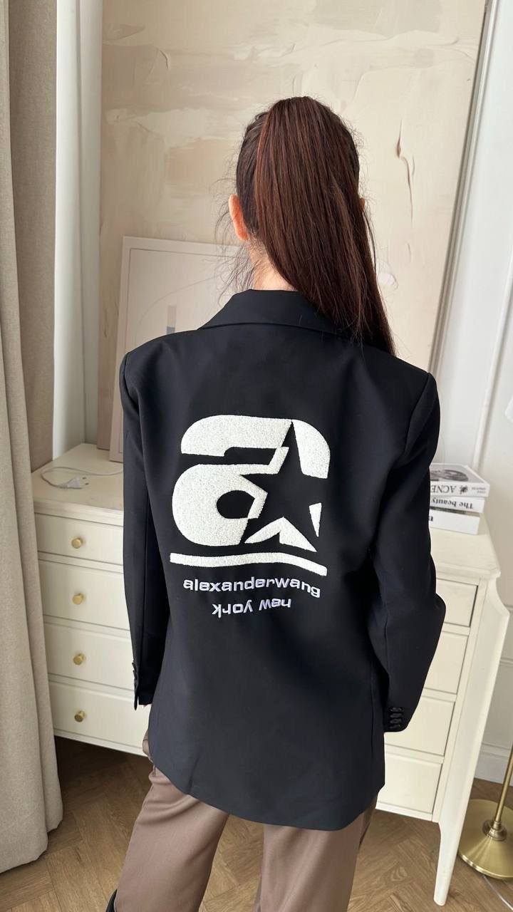 женский пиджак оверсайз,пиджак женский блейзер жакет оверсайз прямой классический,классический пиджак прямого кроя merci store,пиджак приталенный удлиненный жакет milania style 51907782,пиджак свободн