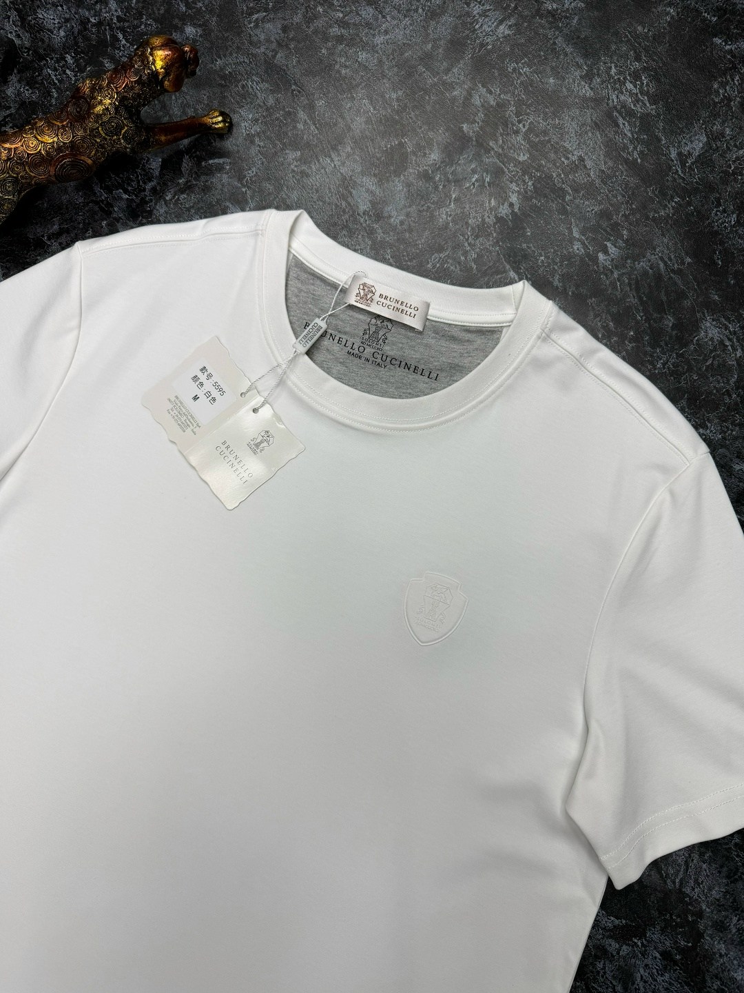 коричневая футболка,мужская футболка,футболки мужские брендовые,футболка,футболки для мужчин