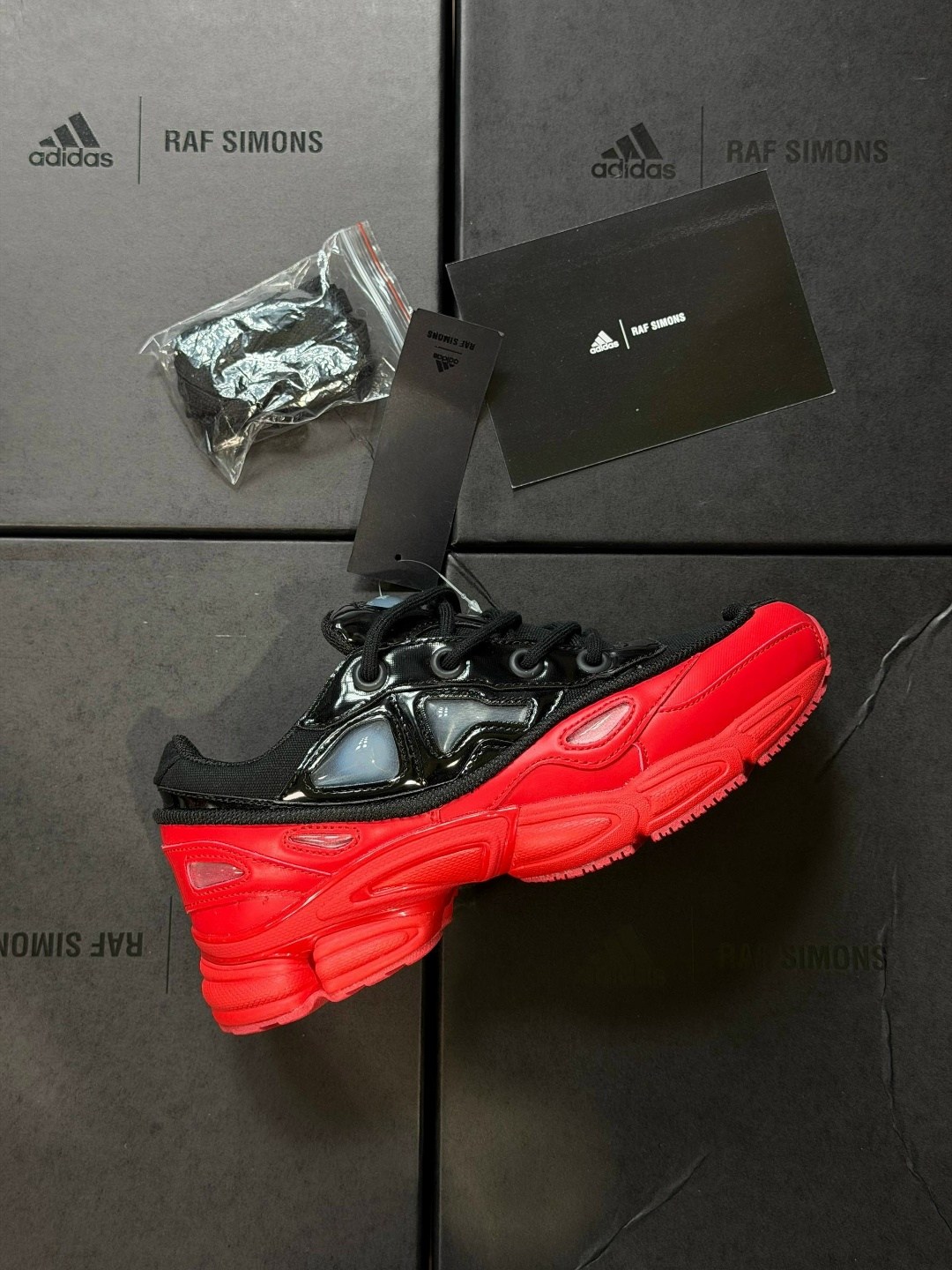 кроссовки adidas raf simons x ozweego 'tactile rose' розовый,adidas raf simons ozweego,adidas raf simons ozweego 3 red pink,adidas raf simons ozweego розовые красные туфли кроссовки,adidas x raf simon