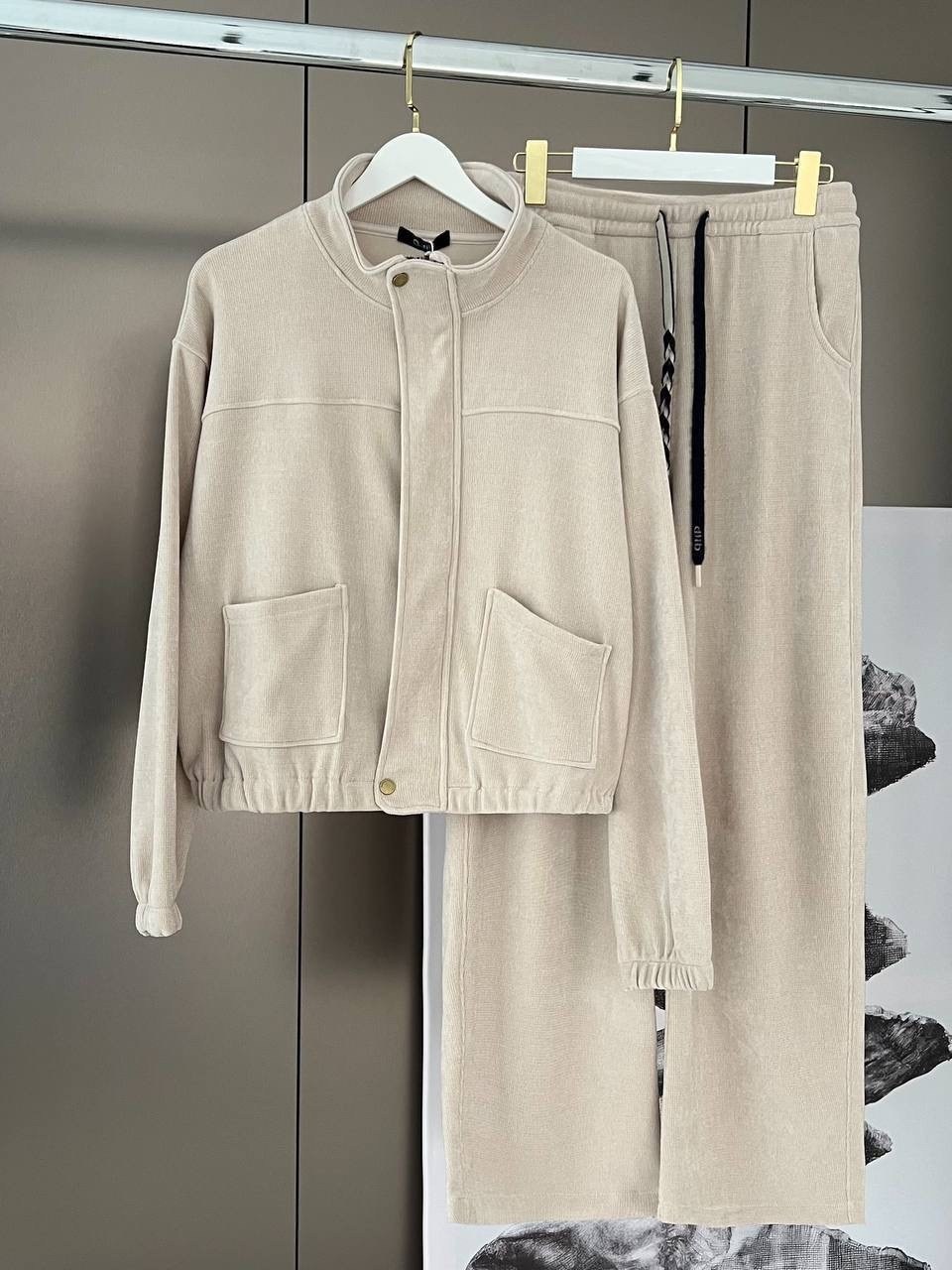 костюм бежевый,женский костюм на флисе,спортивный костюм бежевый,женский костюм,спортивный костюм