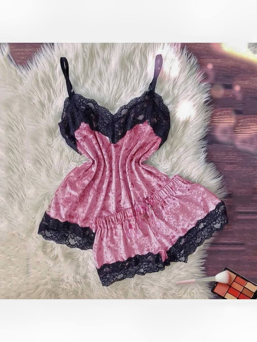 пижама женская велюровая с шортами,пижама женская бархатная,велюровая пижама зеленая,зеленая бархатная пижама,пижама женская