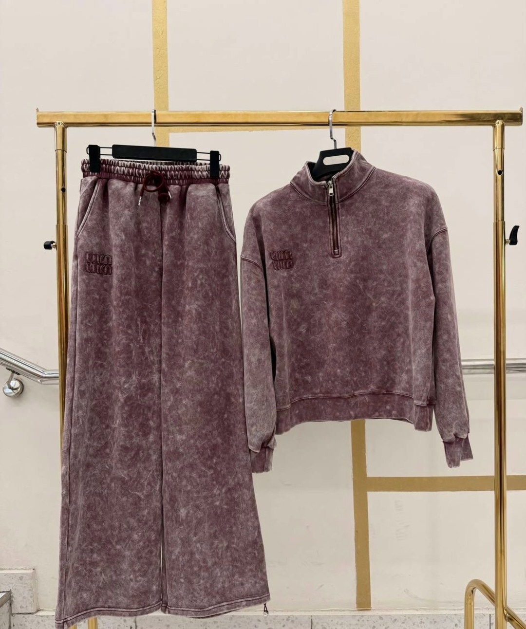 женский костюм из велюра с брюками палаццо happyfox,велюровый спортивный костюм,велюровые костюмы,женский велюровый костюм,женский костюм из велюра с брюками палаццо happy fox