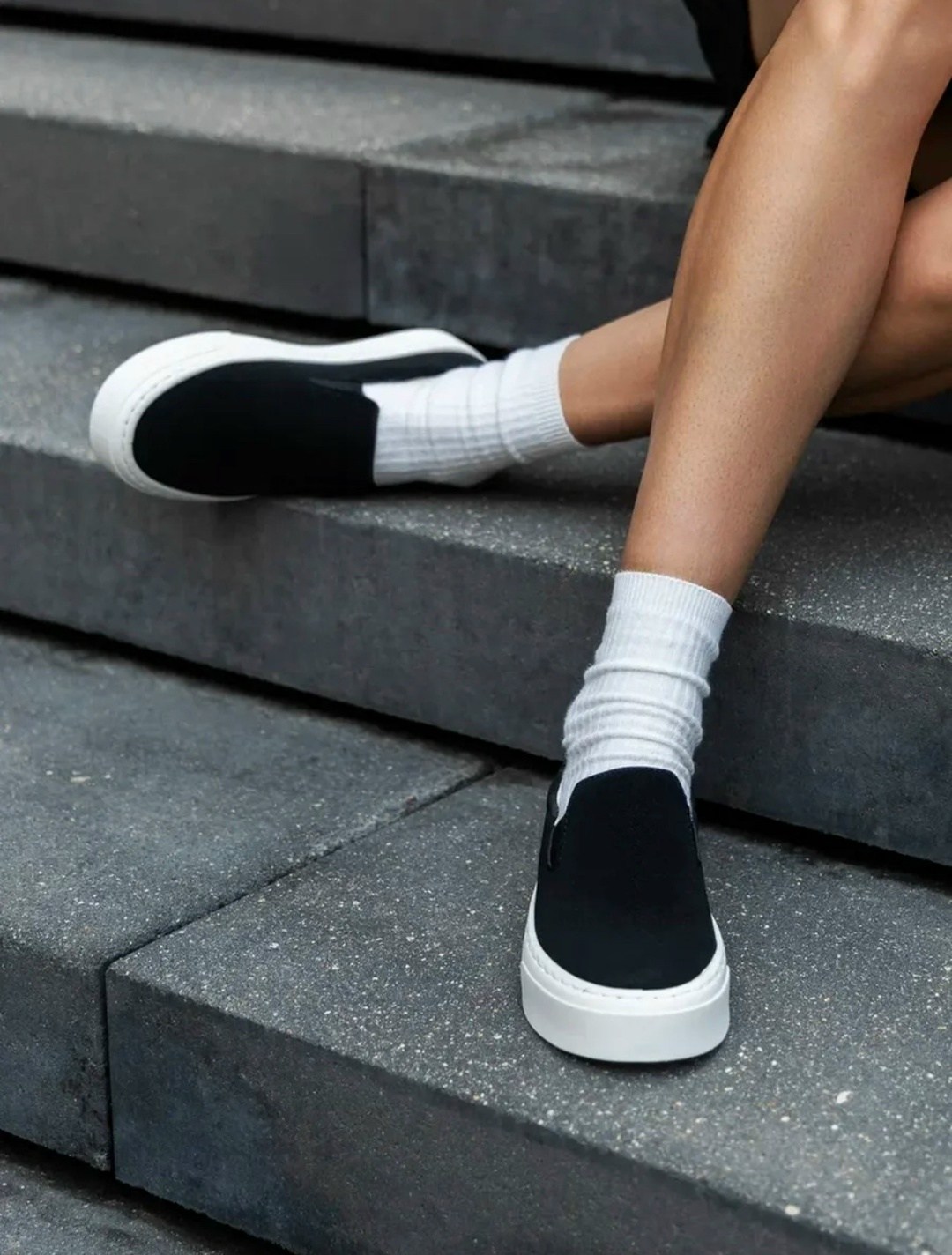 женские слипоны,,слипоны женские на платформе,слипоны женские на высокой платформе,слипоны черные