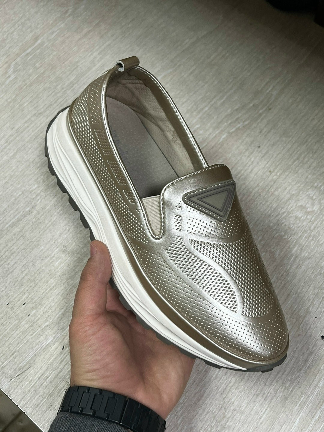 ,слипоны женские,слипоны серебряные,слипоны серебро 18688-5к софита,серебристые слипоны