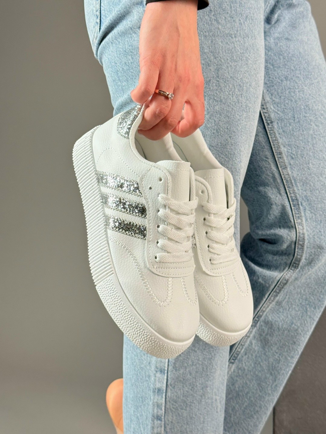 ,женские кроссовки adidas,кроссовки женские,белые кроссовки,кроссовки адидас женские