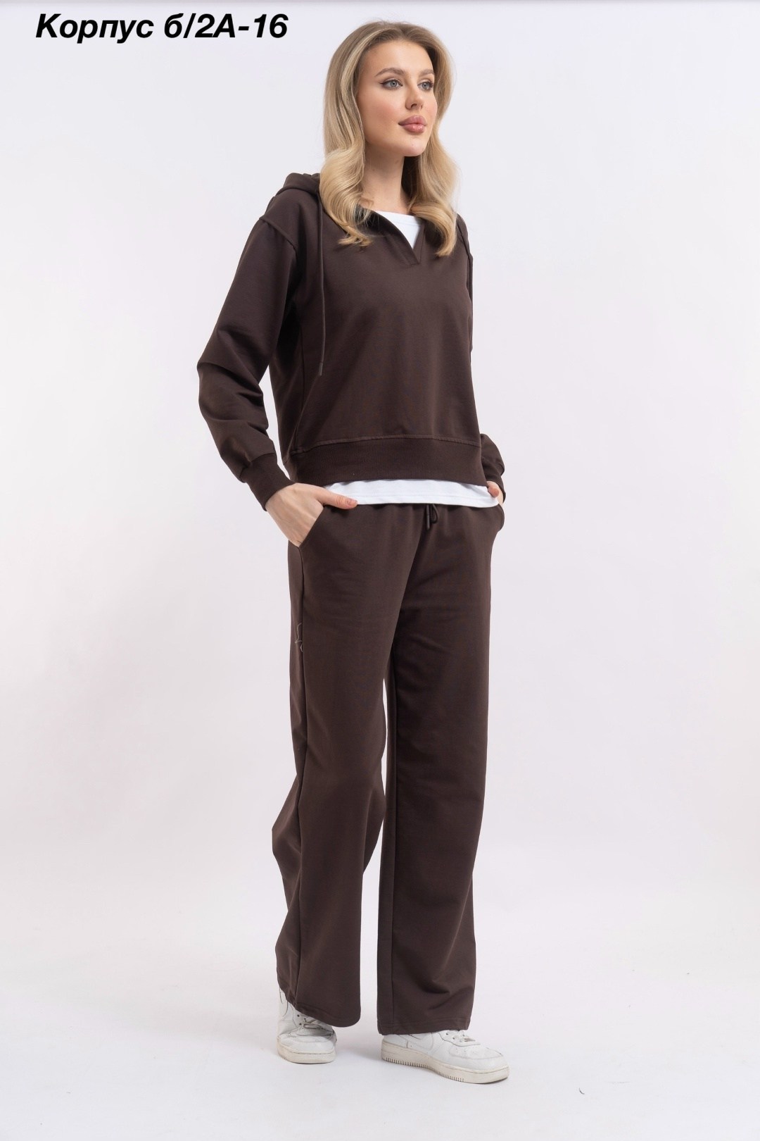 костюм женский,трикотажные костюмы,женские спортивные костюмы,спортивные костюмы,костюм с брюками